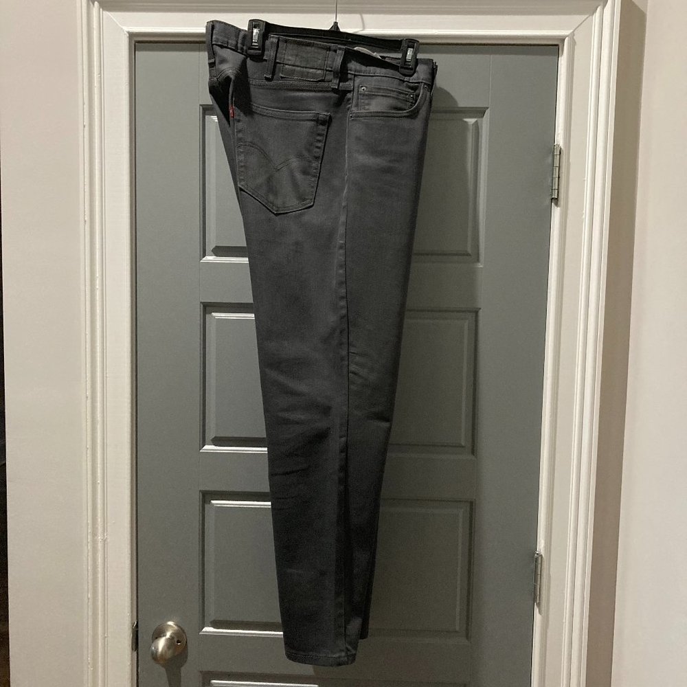 Men Levi Strauss 541 Jeans, SIZE W38 L30 Dark Gray Jeans